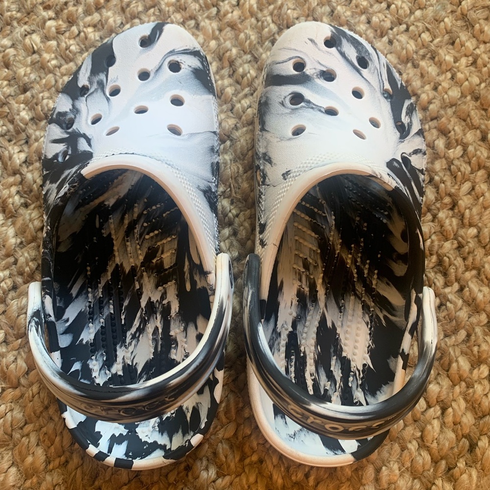 Black & White Marbled Crocs - Picture 2 of 10